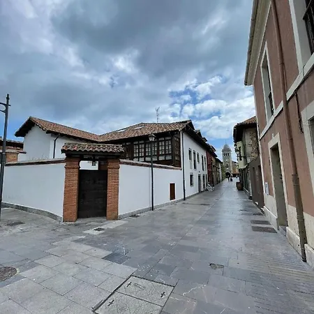 Apartment Del S Xvi En El Casco Historico De Luanco